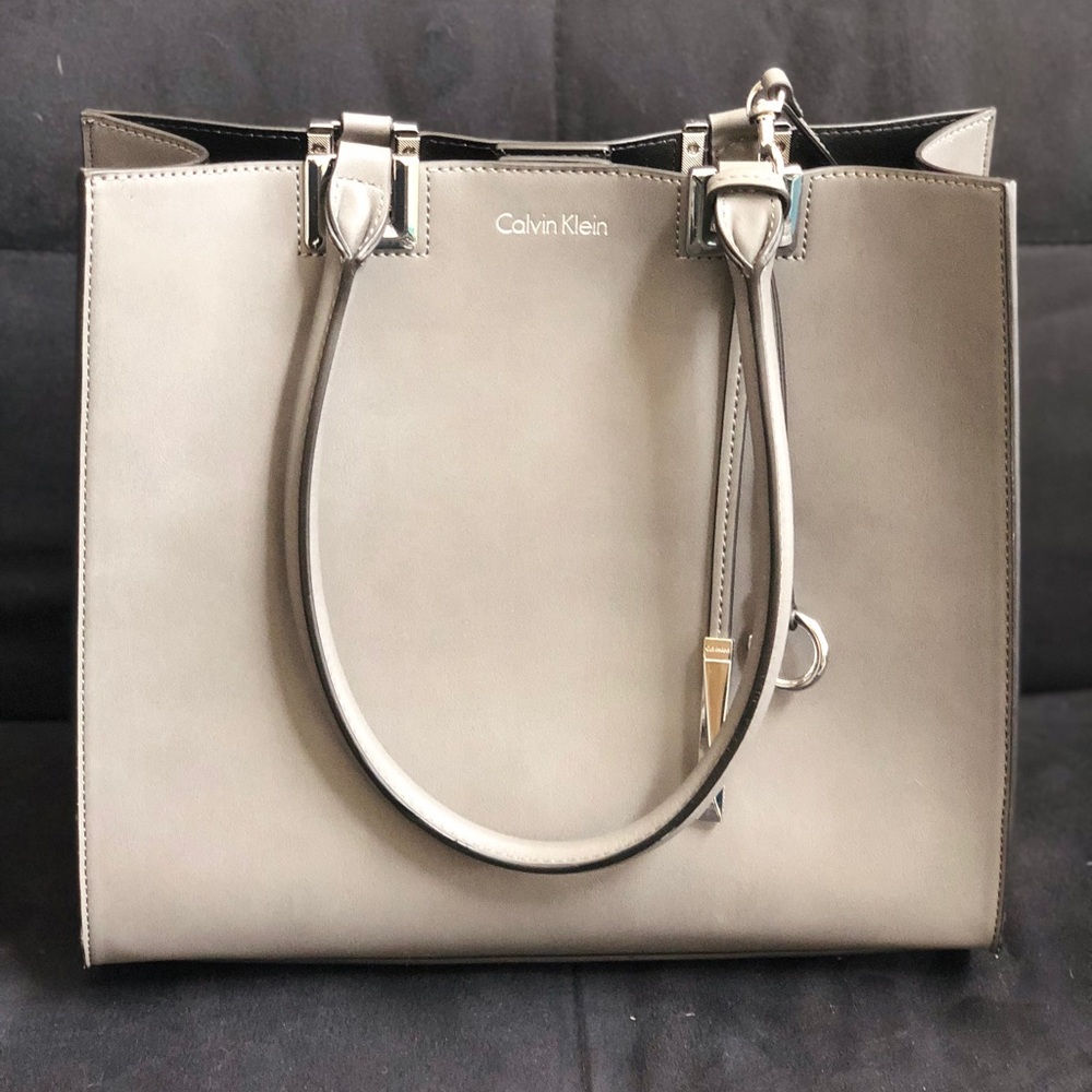 New Calvin Klein Grey shoulder bag!